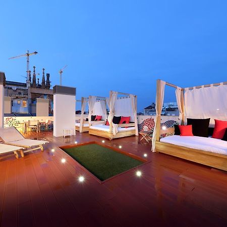 Castro Exclusive Residences Spa Sagrada Familia Барселона Екстериор снимка