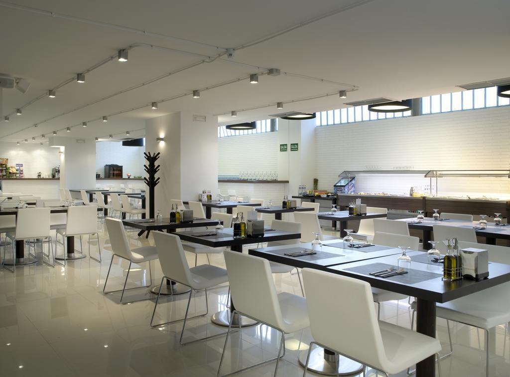 Castro Exclusive Residences Spa Sagrada Familia Барселона Екстериор снимка