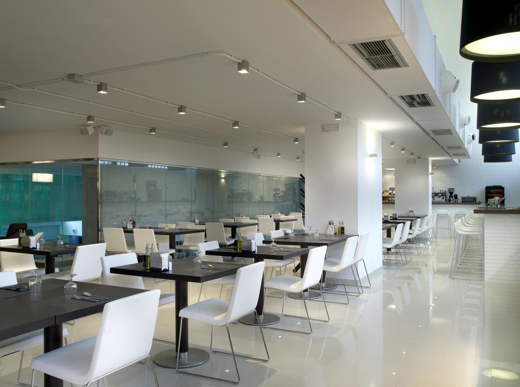 Castro Exclusive Residences Spa Sagrada Familia Барселона Екстериор снимка
