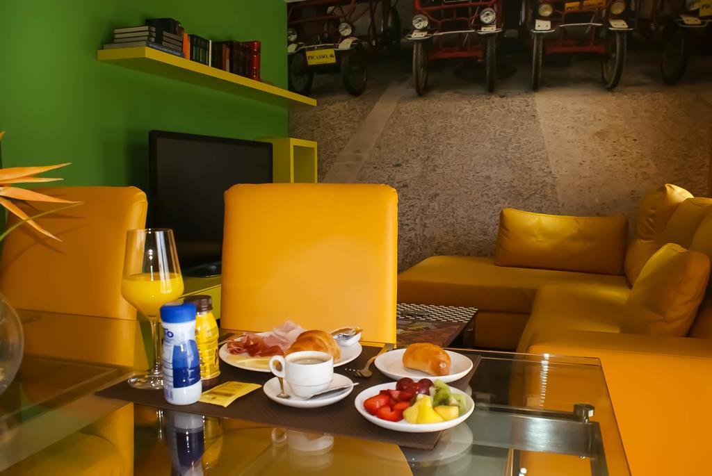 Castro Exclusive Residences Spa Sagrada Familia Барселона Екстериор снимка