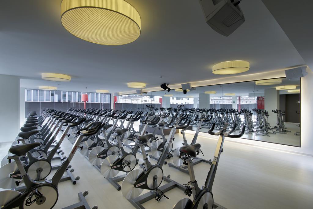 Castro Exclusive Residences Spa Sagrada Familia Барселона Екстериор снимка