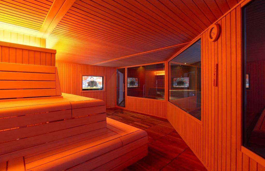 Castro Exclusive Residences Spa Sagrada Familia Барселона Екстериор снимка