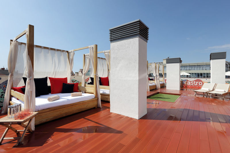 Castro Exclusive Residences Spa Sagrada Familia Барселона Екстериор снимка